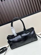 P Top-Grain Leather shoulder bag| 426#