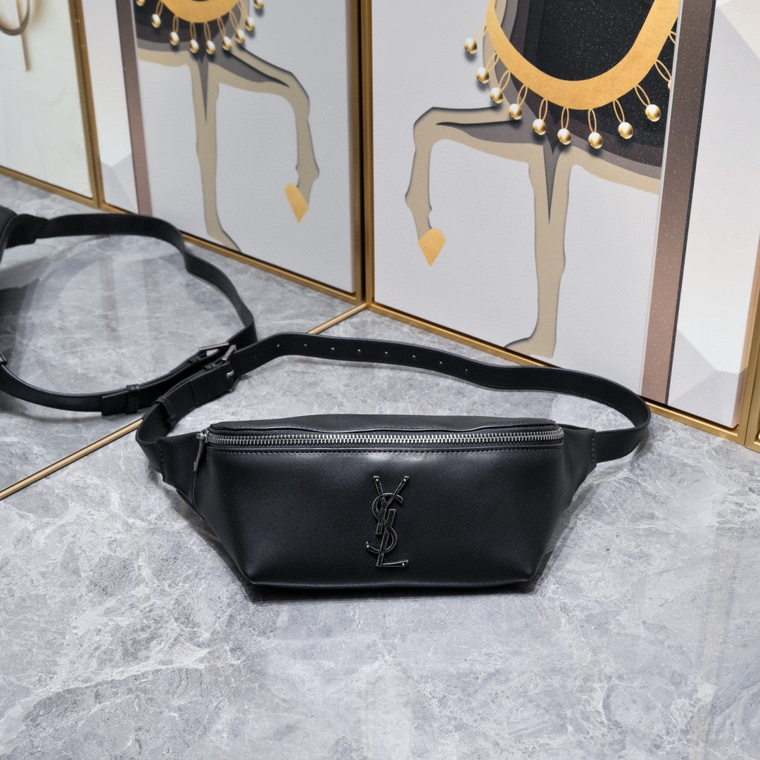 Classic Half-Moon Belt Bag