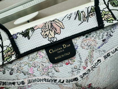 D!or Book Tote (DIOR WHITE SUN)