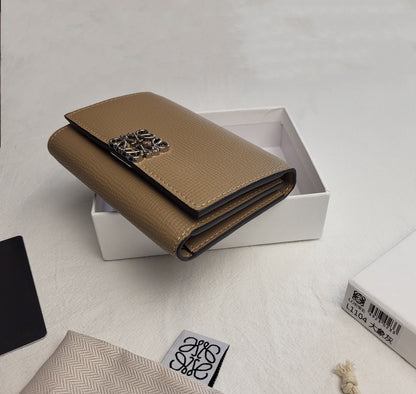 Meticulously Crafted L*o*ew*e Pebble Grain Calf Wallet