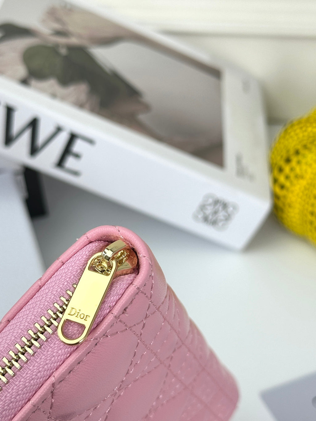 D Bow Logo Card Holder | S2867/ S2866| Lambskin |