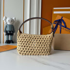 Hills Pochette — Hand-Woven Raffia Clutch Bag