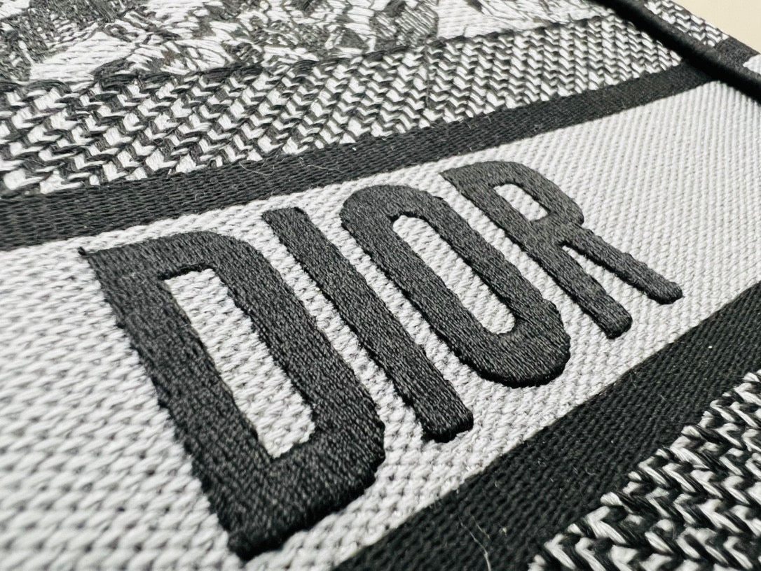 D Book Tote (MAP TOTE )