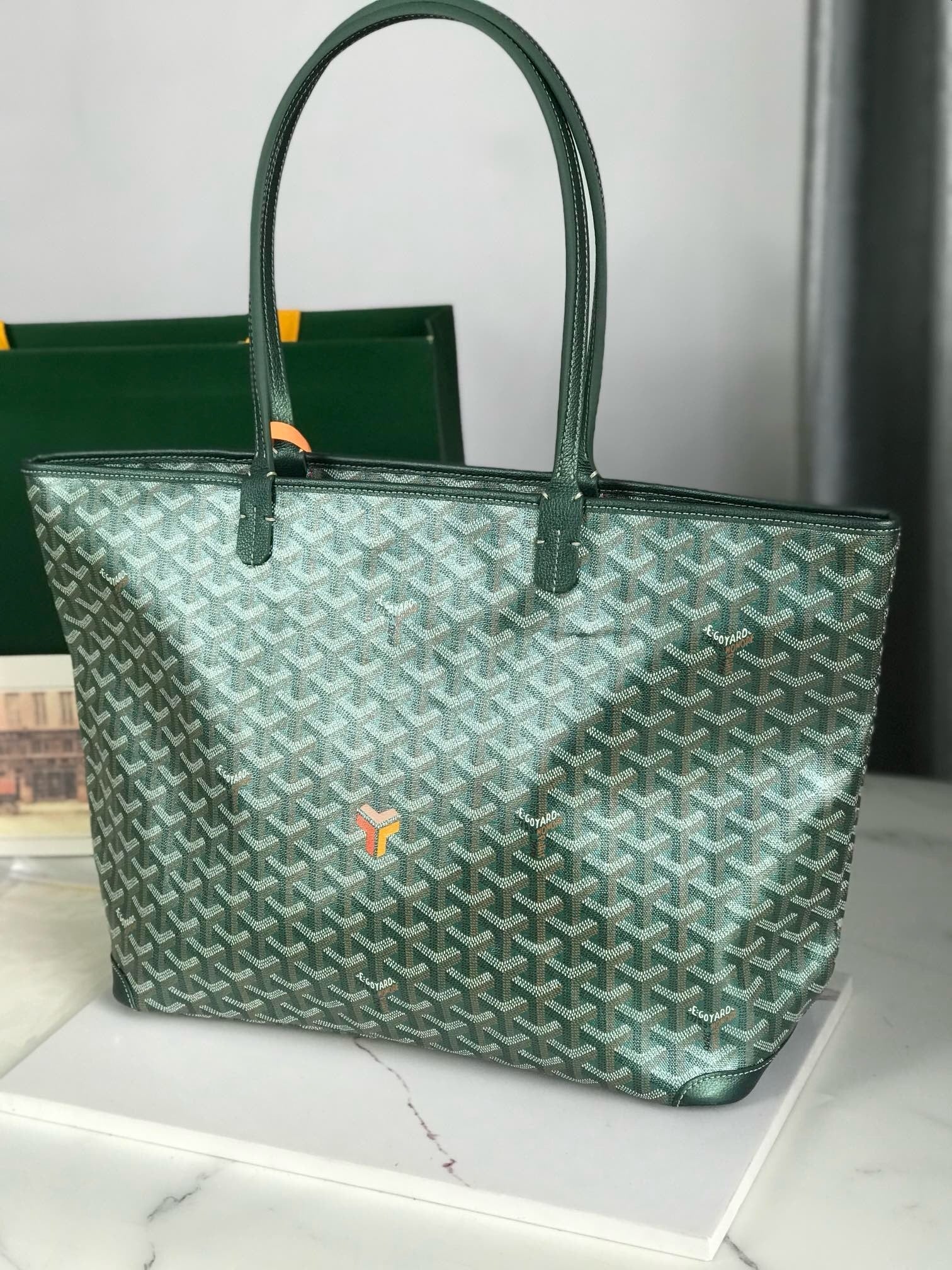 Goy Premium Zipper Tote — MM Size