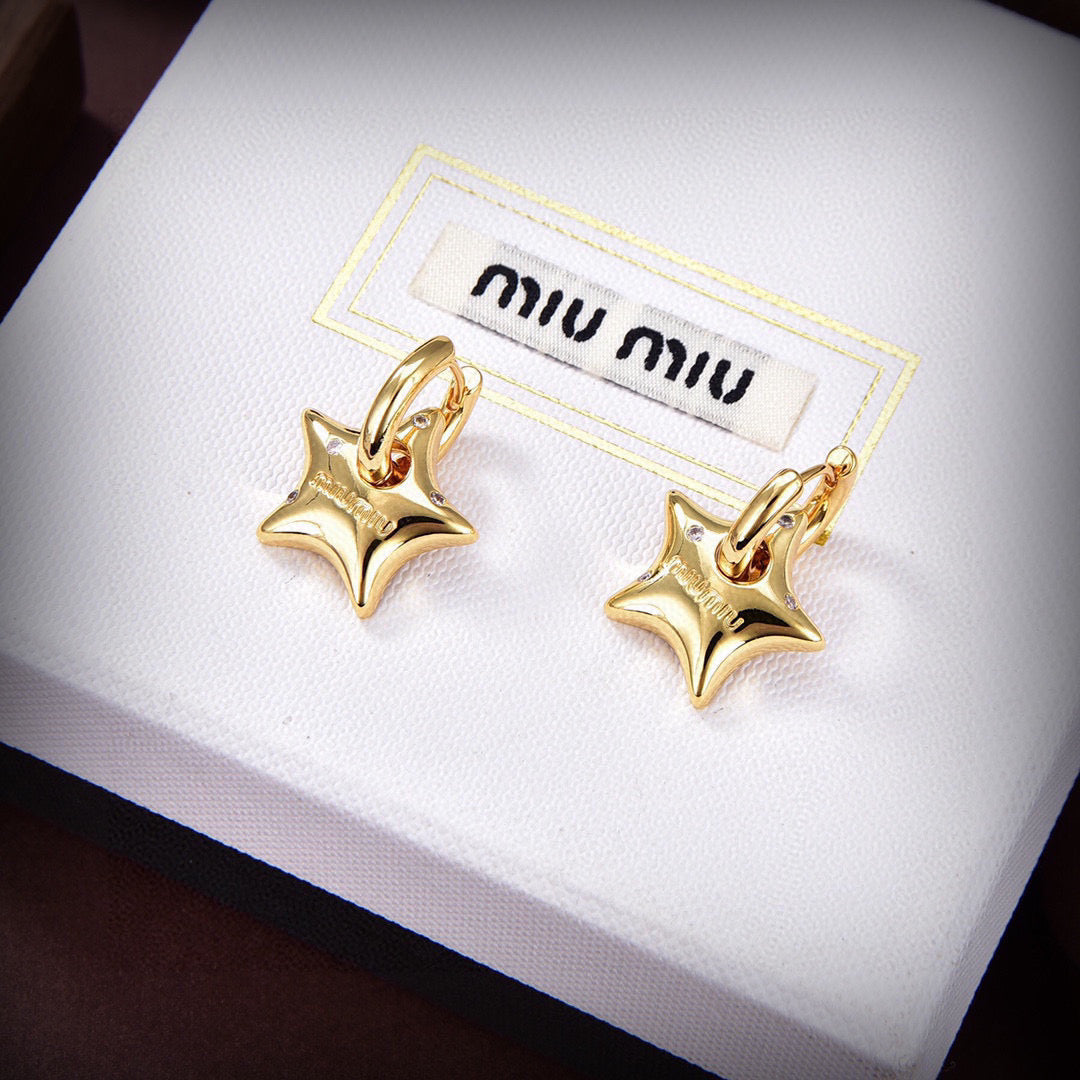 Elegant Starfish Earrings – High-Quality Craftsmanship