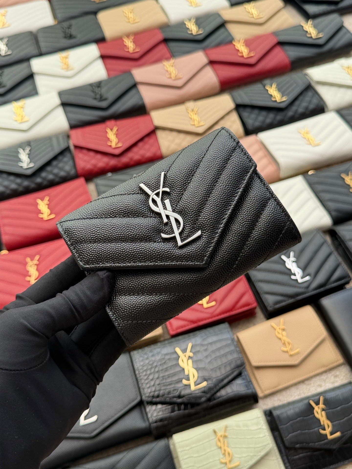 Matelassé Short Leather Envelope Wallet (Premium Quality )