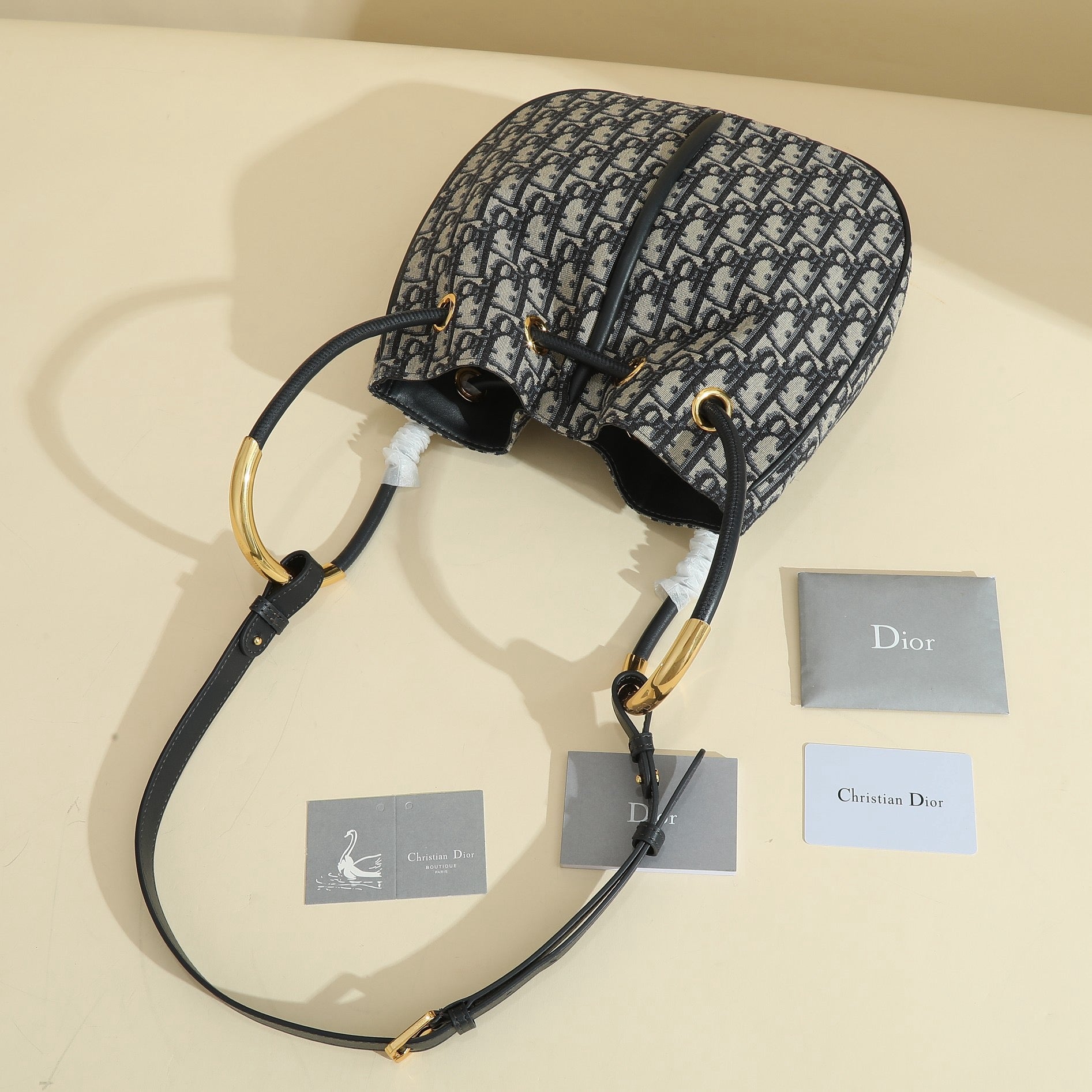 Nolita-Medium Handbag (Premium Quality )