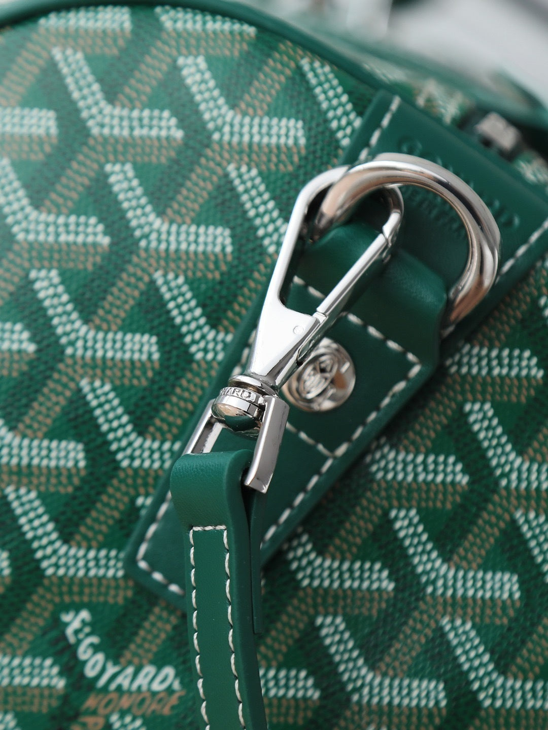 The BOSTON 50 Traveler (Premium Quality)