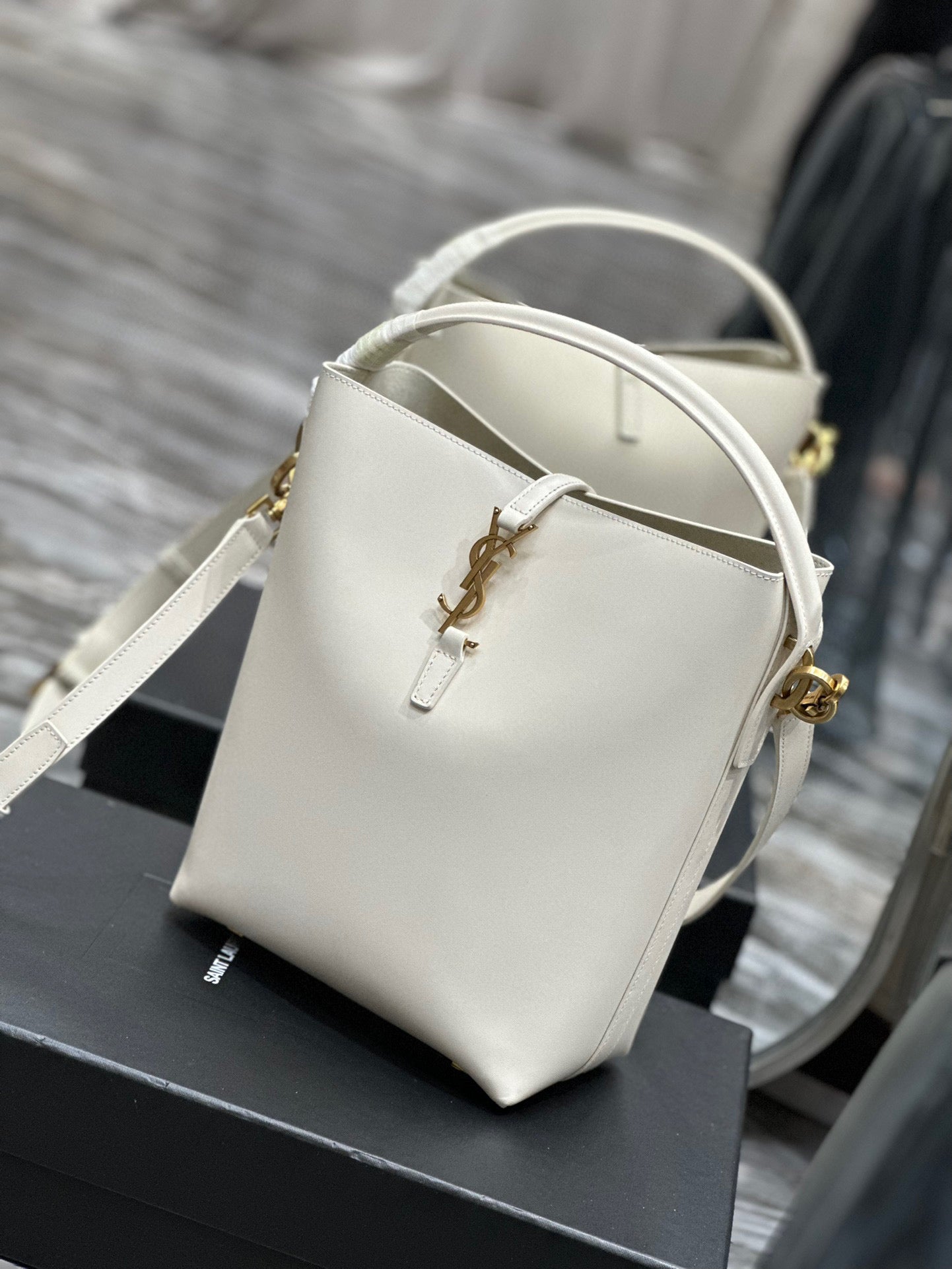 Y Bucket Bag in Original Italian Calfskin