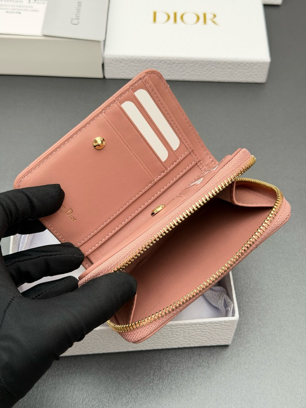 Cato Glycine Quilted Leather Wallet  (Premium Quality )