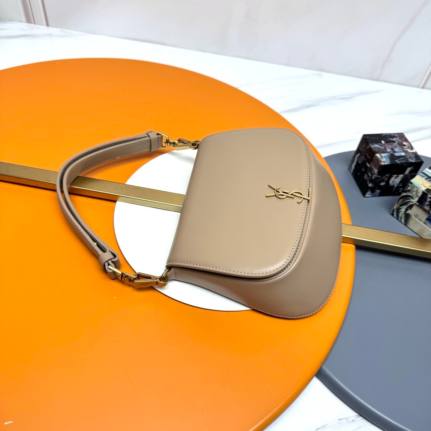 [Premium] Voltaire-Style Shoulder & Saddle Bag