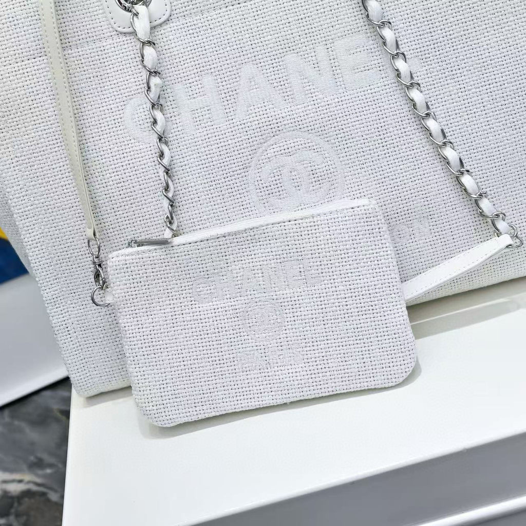 Luxury Canvas Tote (AS3257) – Limited Edition