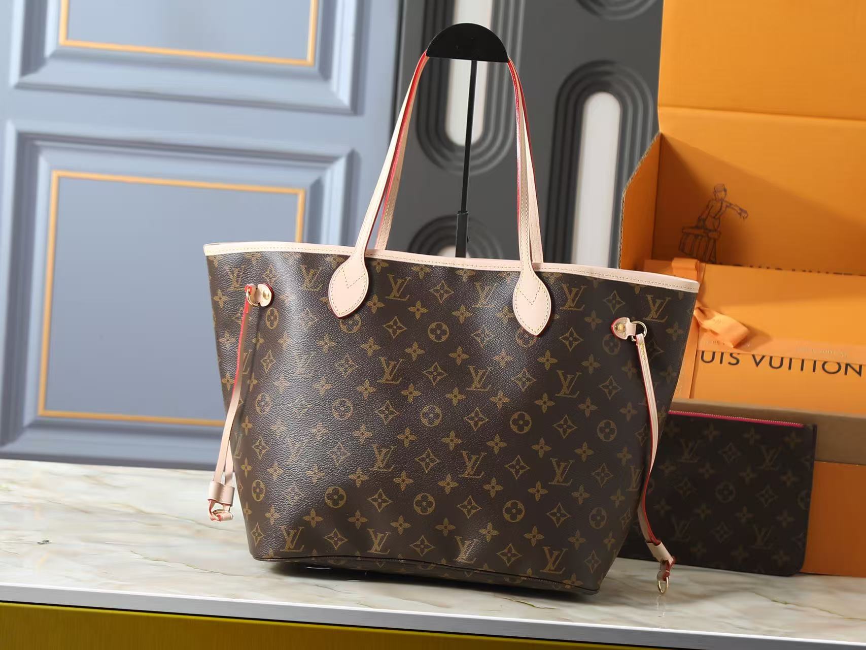 Neverfull MM | Monogram Canvas | Multiple Colorways