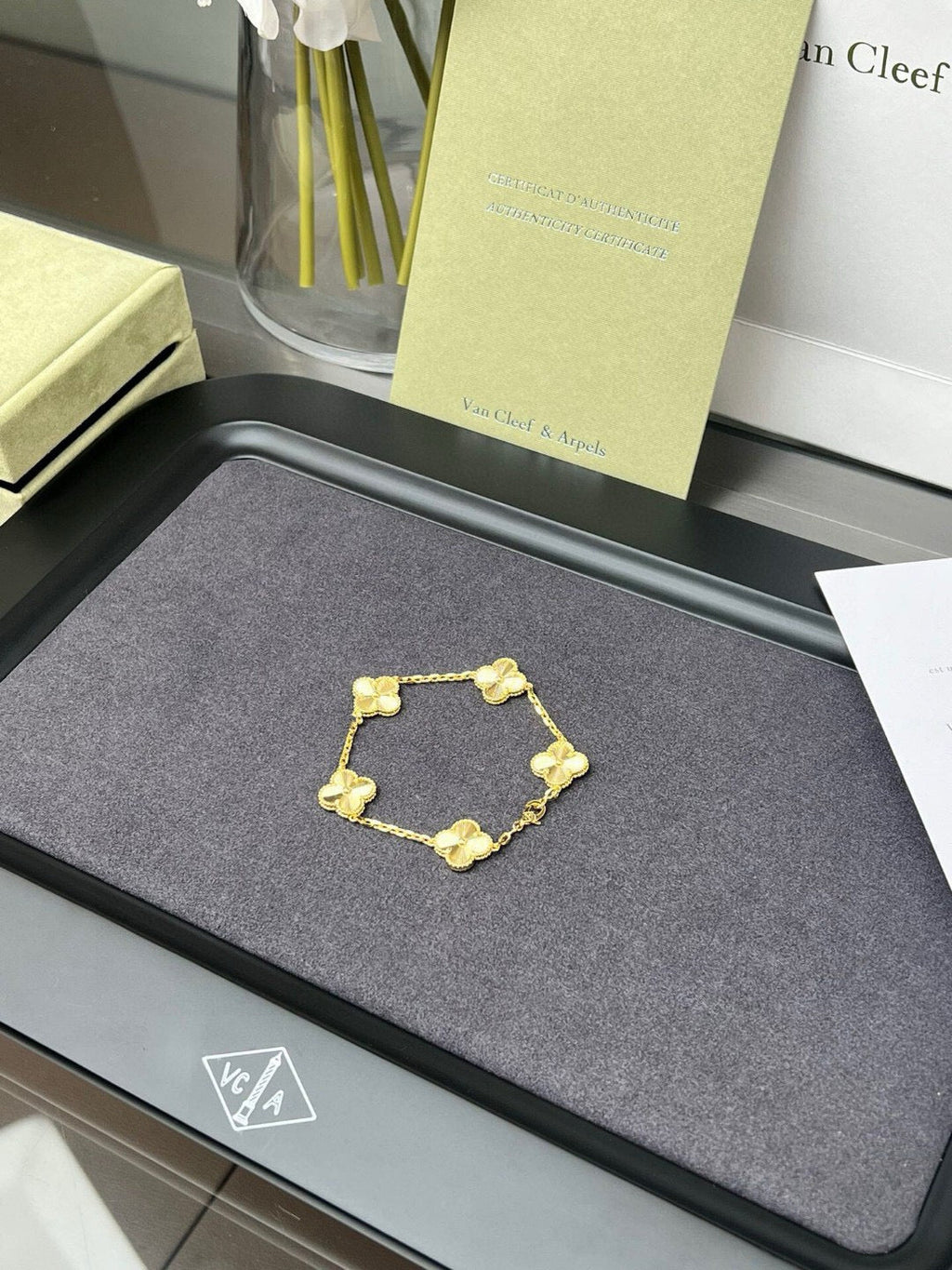 Laser-Engraved Five-Flower Bracelet (Premium quality)