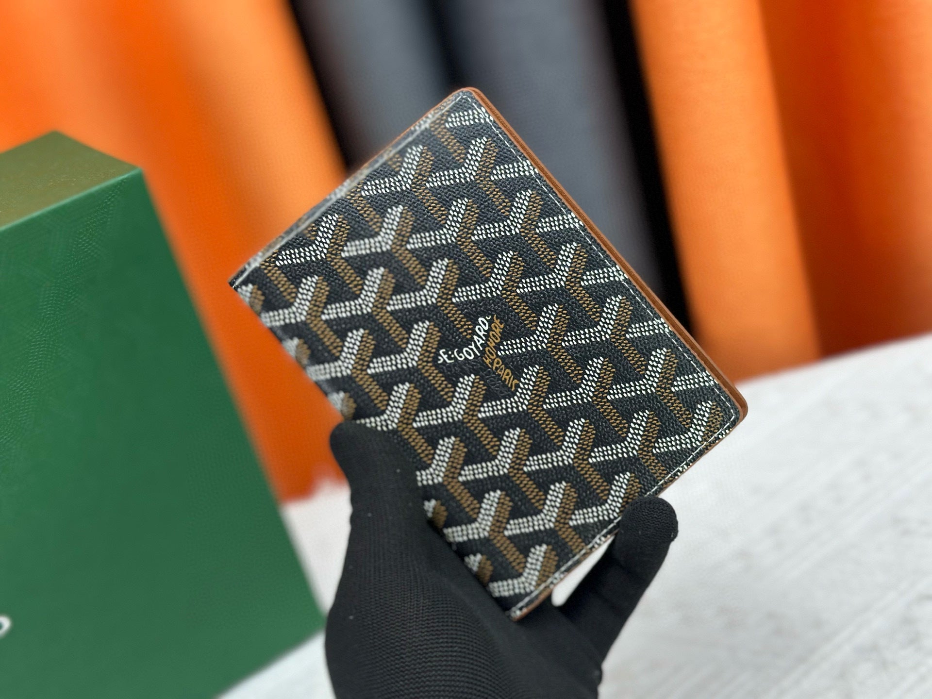 Premium Passport Holder – Timeless Travel Companion