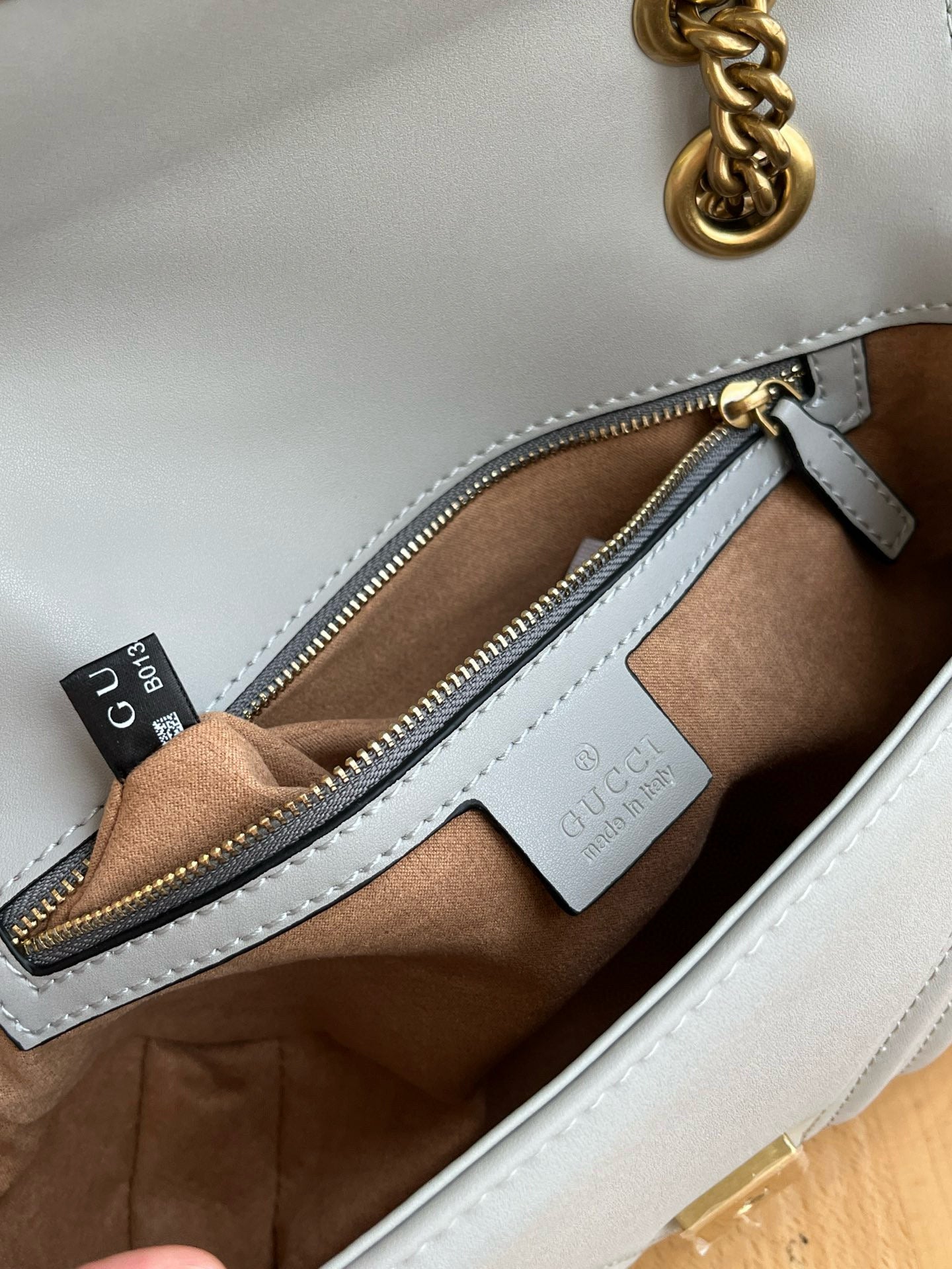 G*G MARMONT LEATHER MEDIUM BAG