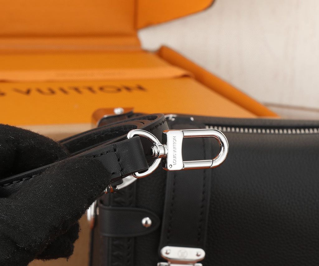 Side Trunk Medium Handbag (Premium Quality)
