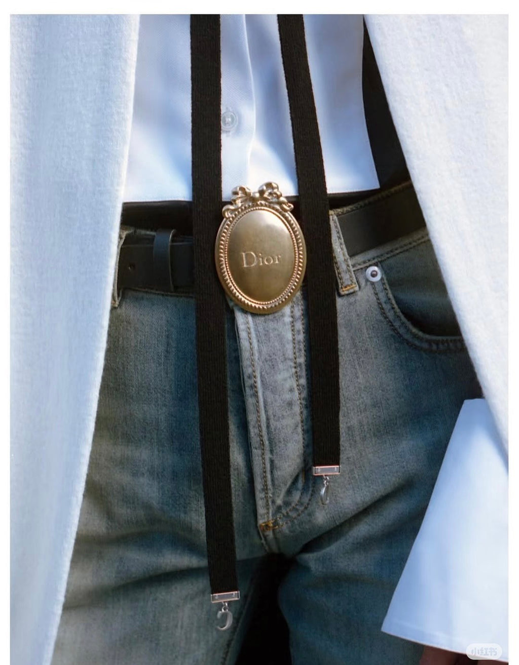 Médaillon Oval Buckle Belt — 25 mm