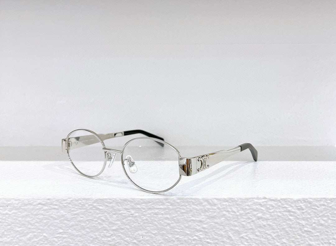 Stylish Sunglasses – Model CL40235U 🕶️