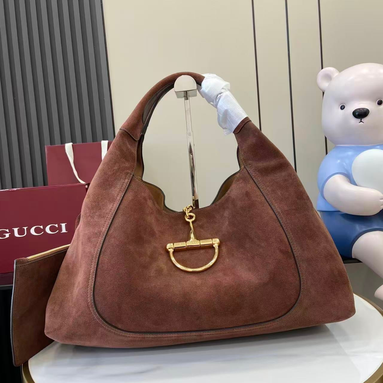 G Luxury Suede Tote Bag – Premium Craftsmanship