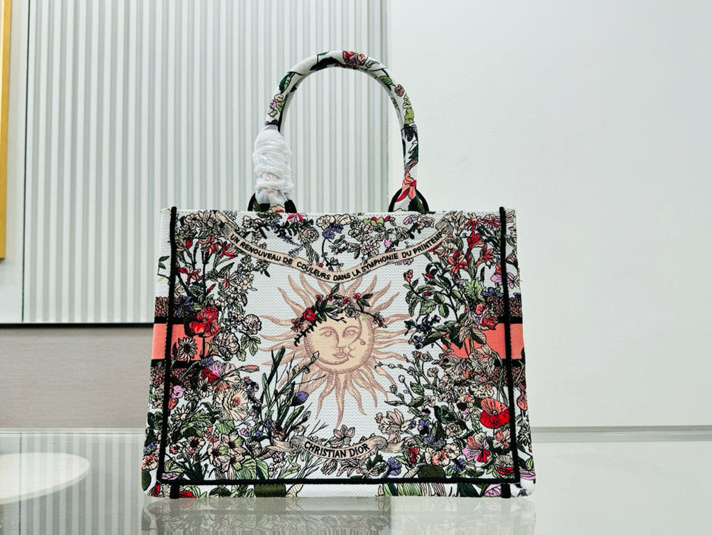 D Book Tote ( WHITE SUN)