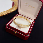 Panther Head Bangle | Diamond Setting | V Gold |