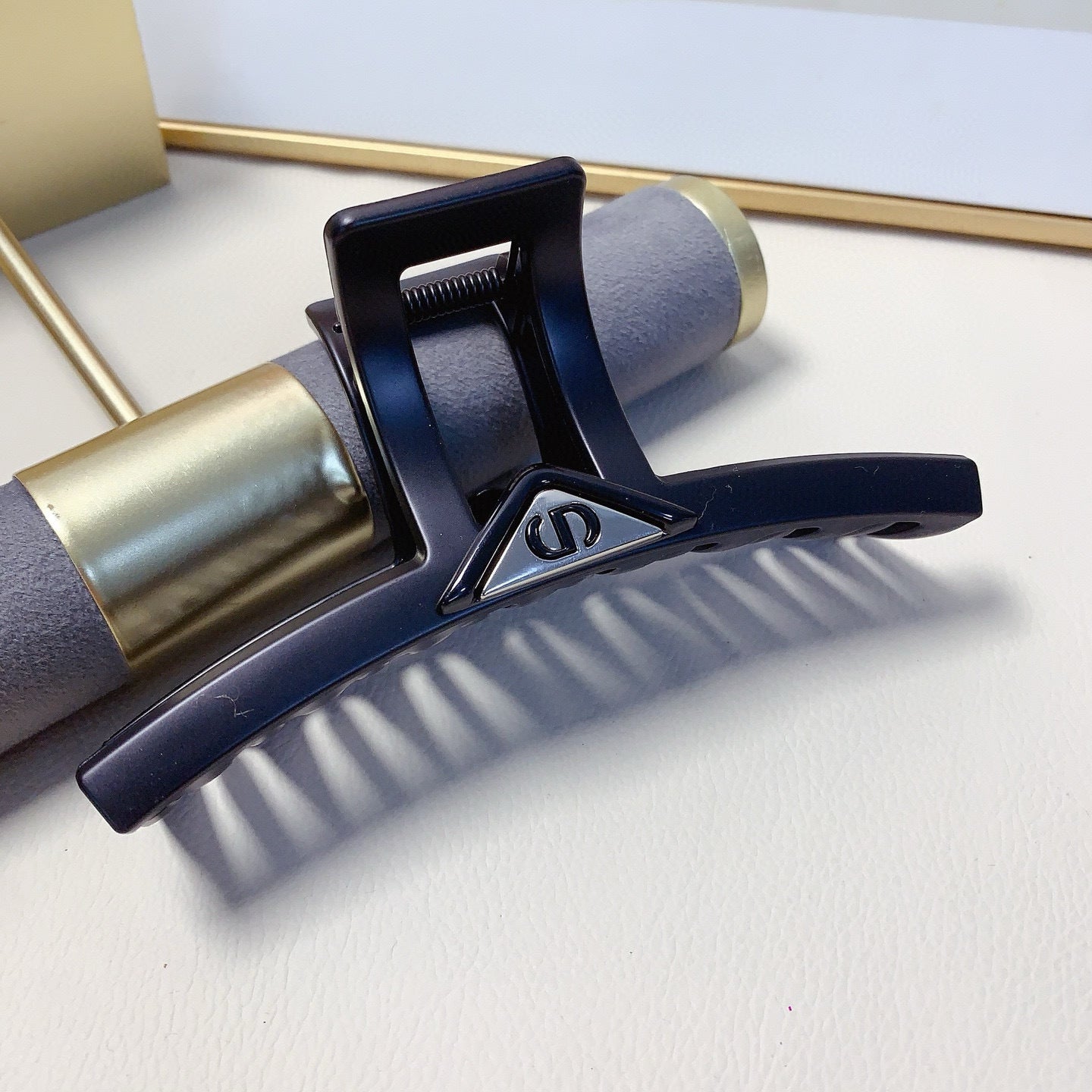 Luxury Claw Hair Clip – Chic