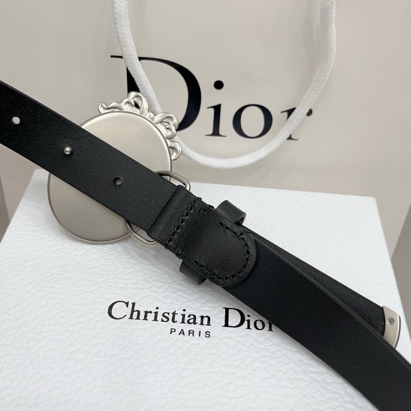 Médaillon Oval Buckle Belt — 25 mm