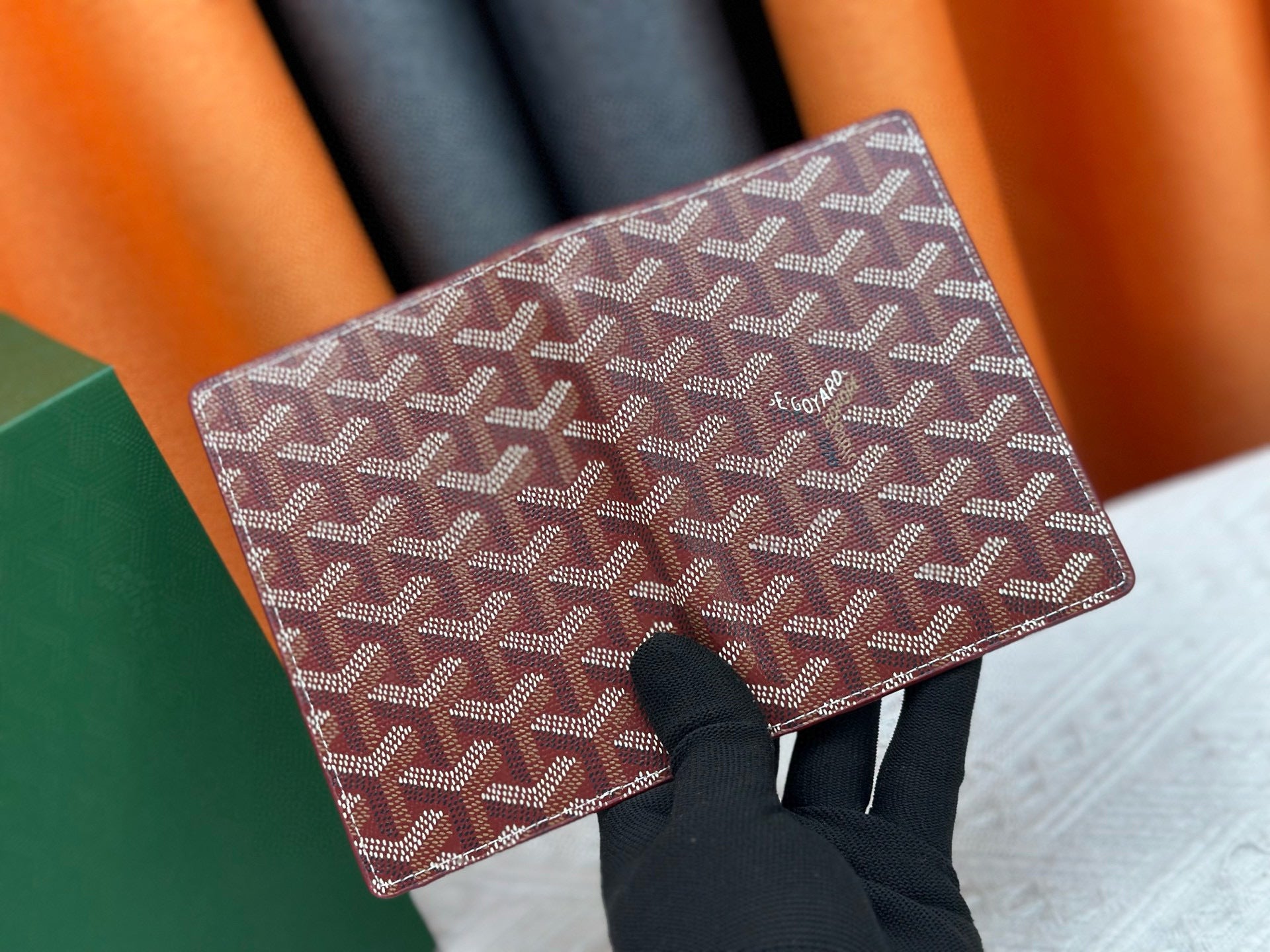 Premium Passport Holder – Timeless Travel Companion