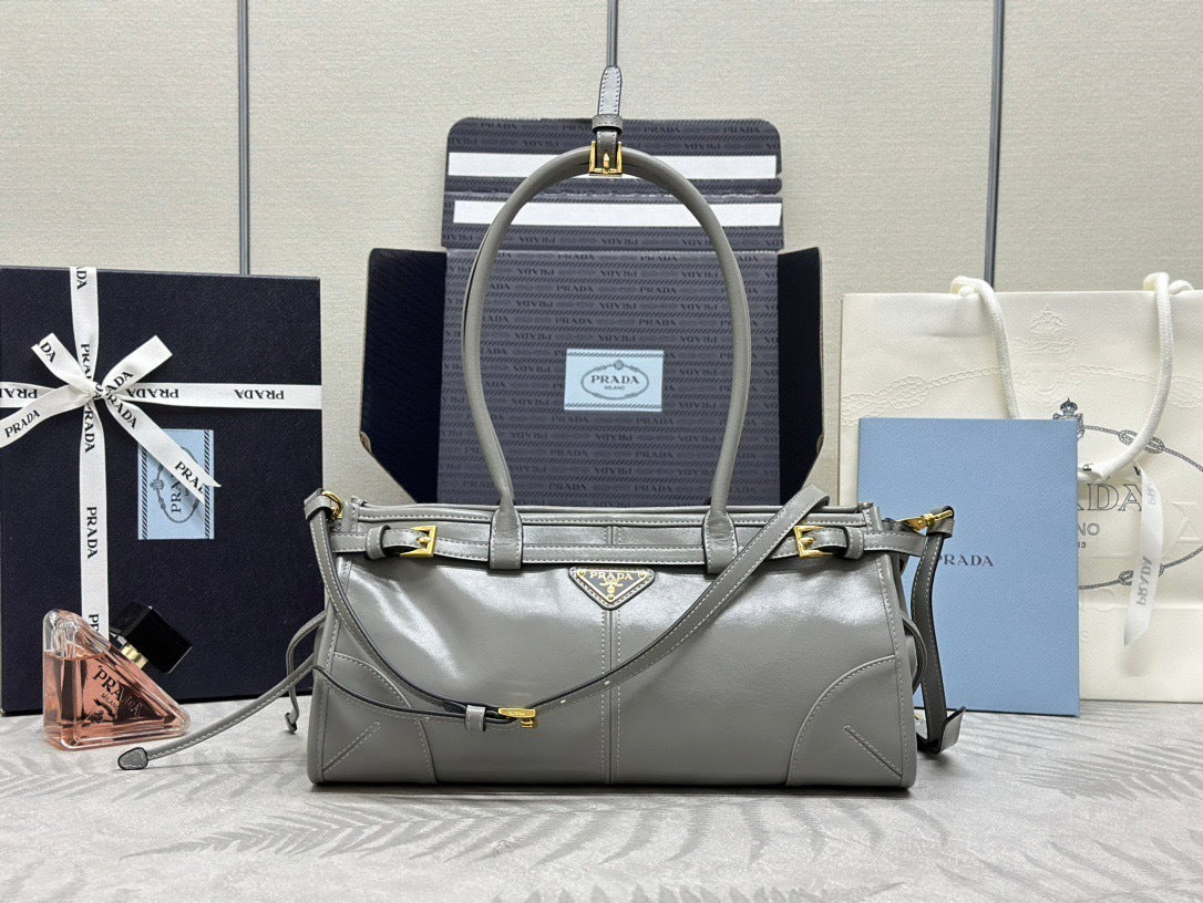 Soft Lux Vintage-Inspired Handbag [Premium Quality 🥇]