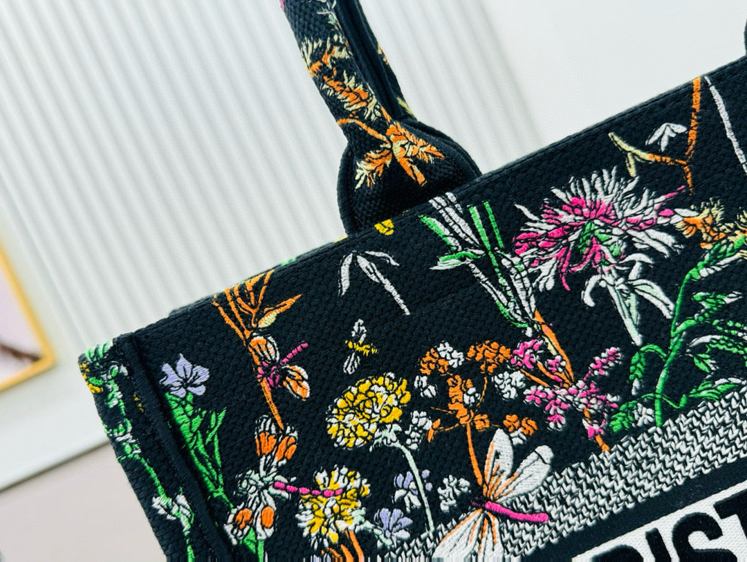D Book Tote (BLACK floral)