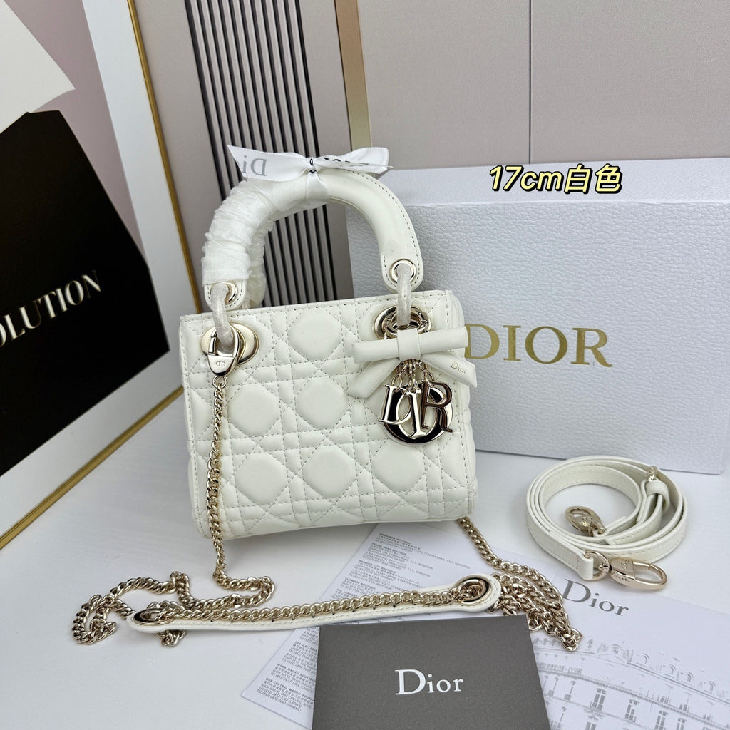 Classic Lady Bow Top-Handle Bag 26ss