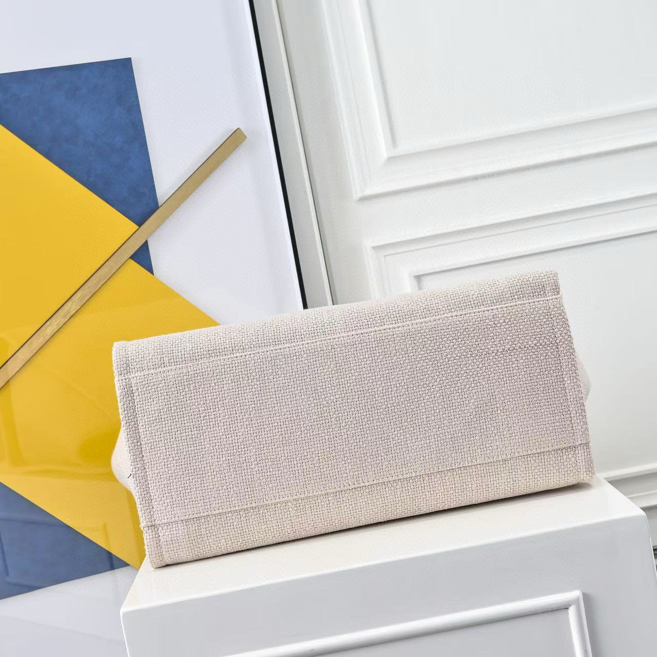 Luxury Canvas Tote (AS3257) – Limited Edition