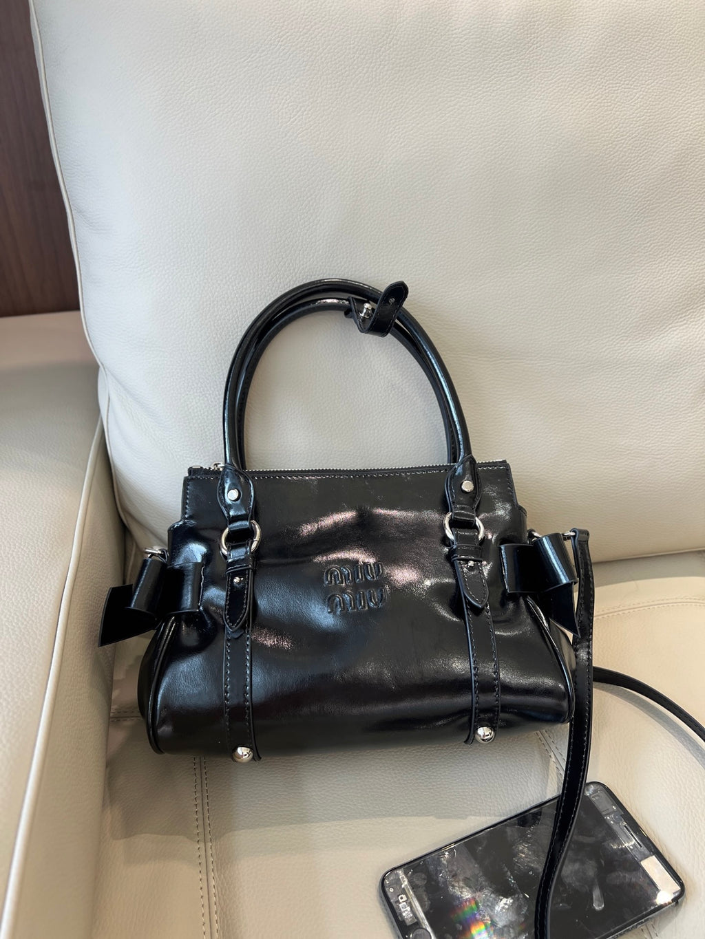 Bow Biker Bag