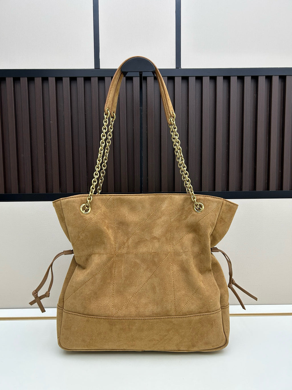 Jamie 4.3 Large Pochon – Drawstring Bucket Shoulder Bag