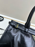 P Top-Grain Leather shoulder bag| 426#