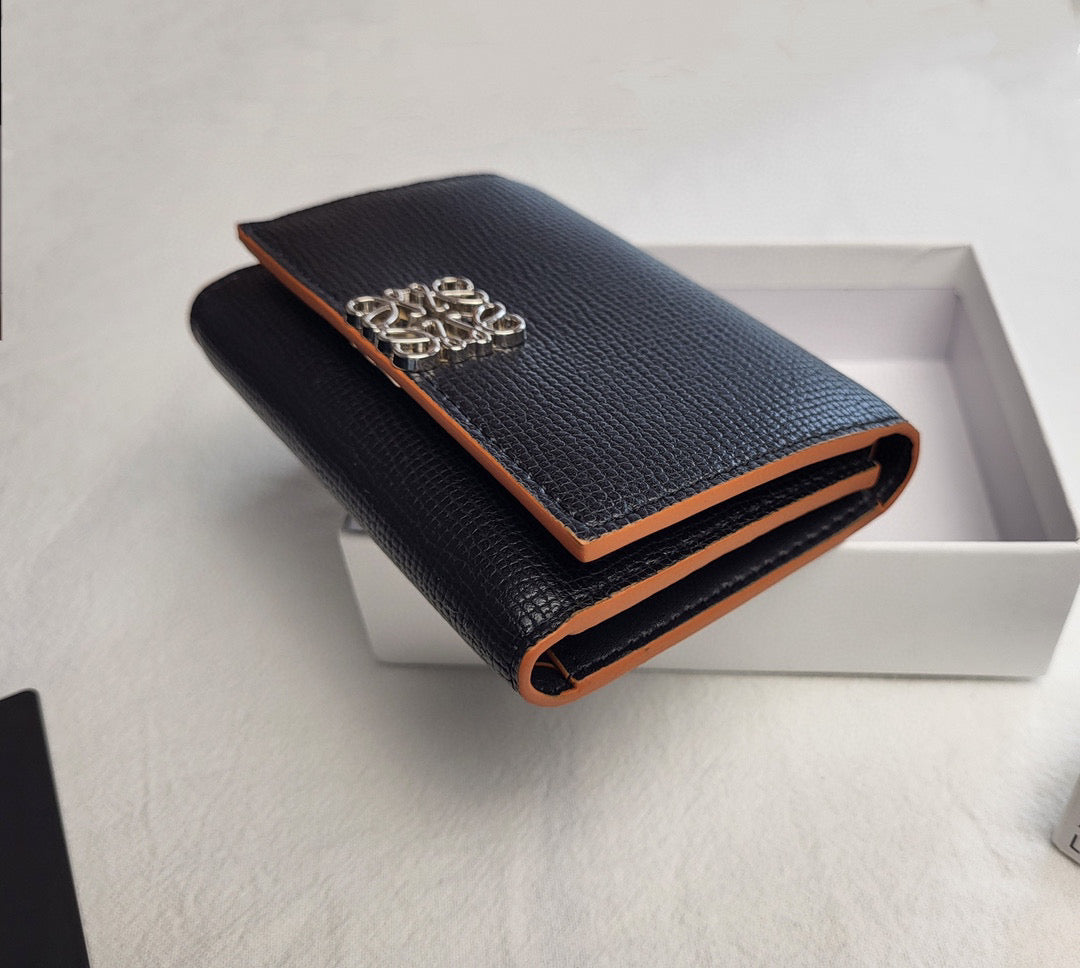 Meticulously Crafted L*o*ew*e Pebble Grain Calf Wallet