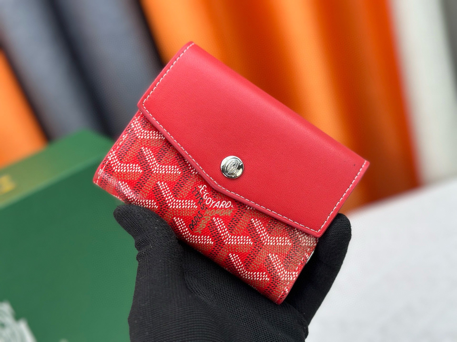 Classic Tri-Fold Wallet & Card Holder