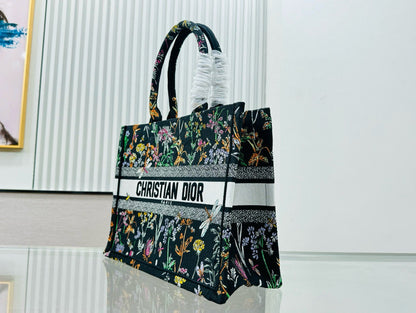 D!or Book Tote (BLACK floral)