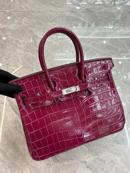 Her*mes Crocodile Pattern Birkin Bag