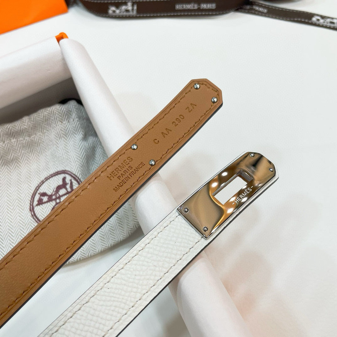 Slim Leather Waist Belt – Adjustable Fit