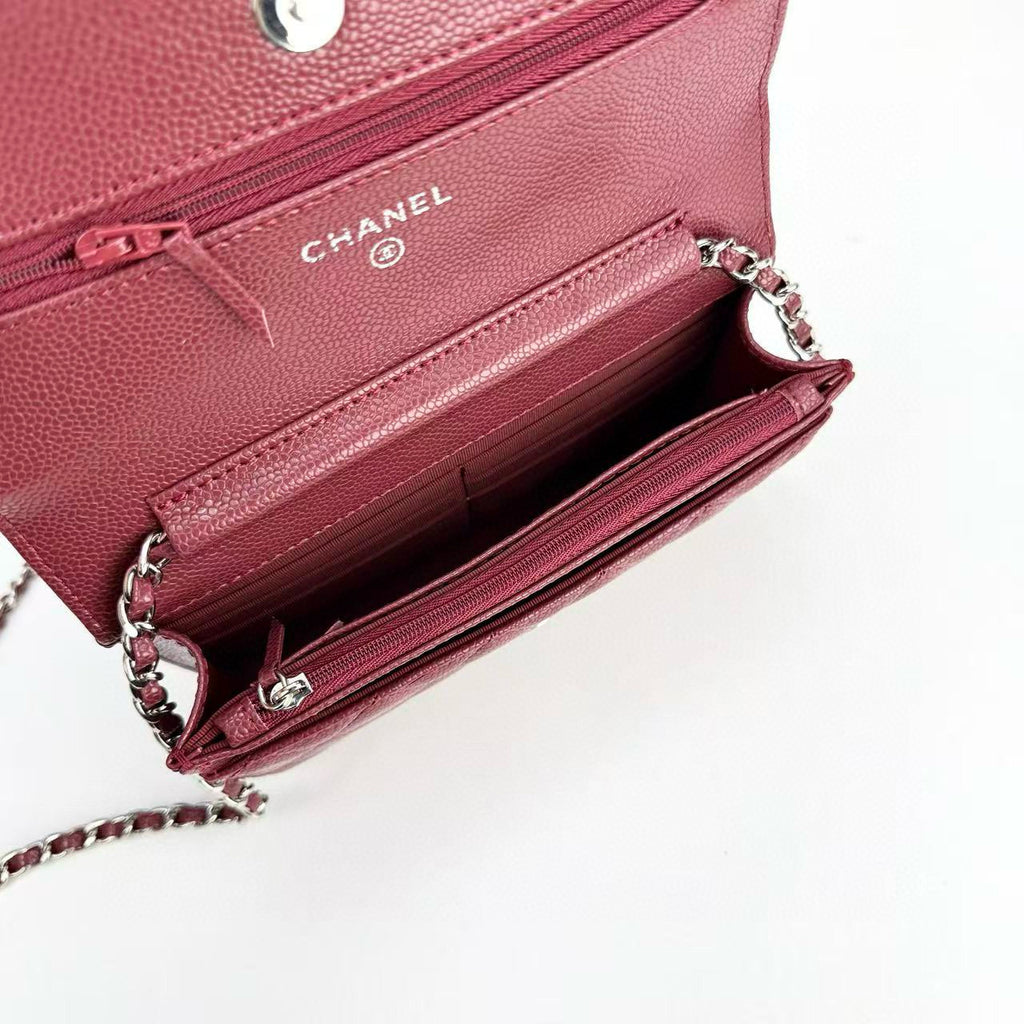 C woc Chain Wallet Bag