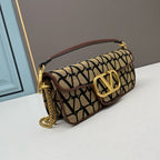 💗 V Signature Locò Calfskin Bag — Large