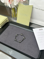 Laser-Engraved Five-Flower Bracelet (Premium quality)