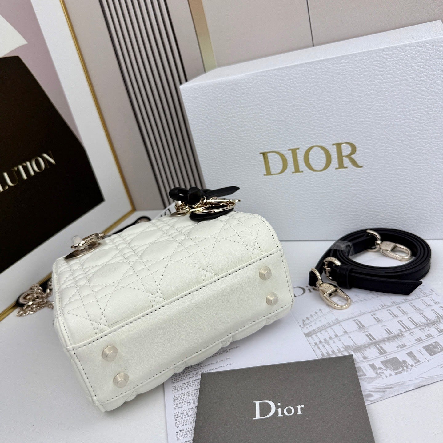 Classic Lady Bow Top-Handle Bag 26ss