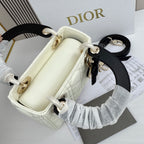 Classic Lady Bow Top-Handle Bag 26ss