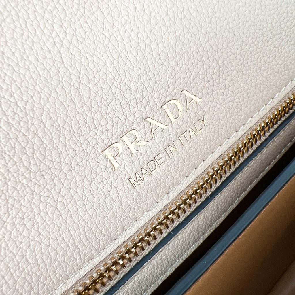 Small Premium Leather Chain Shoulder Bag (Premium Quality)