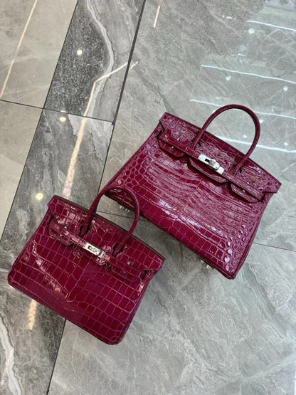 Her*mes Crocodile Pattern Birkin Bag