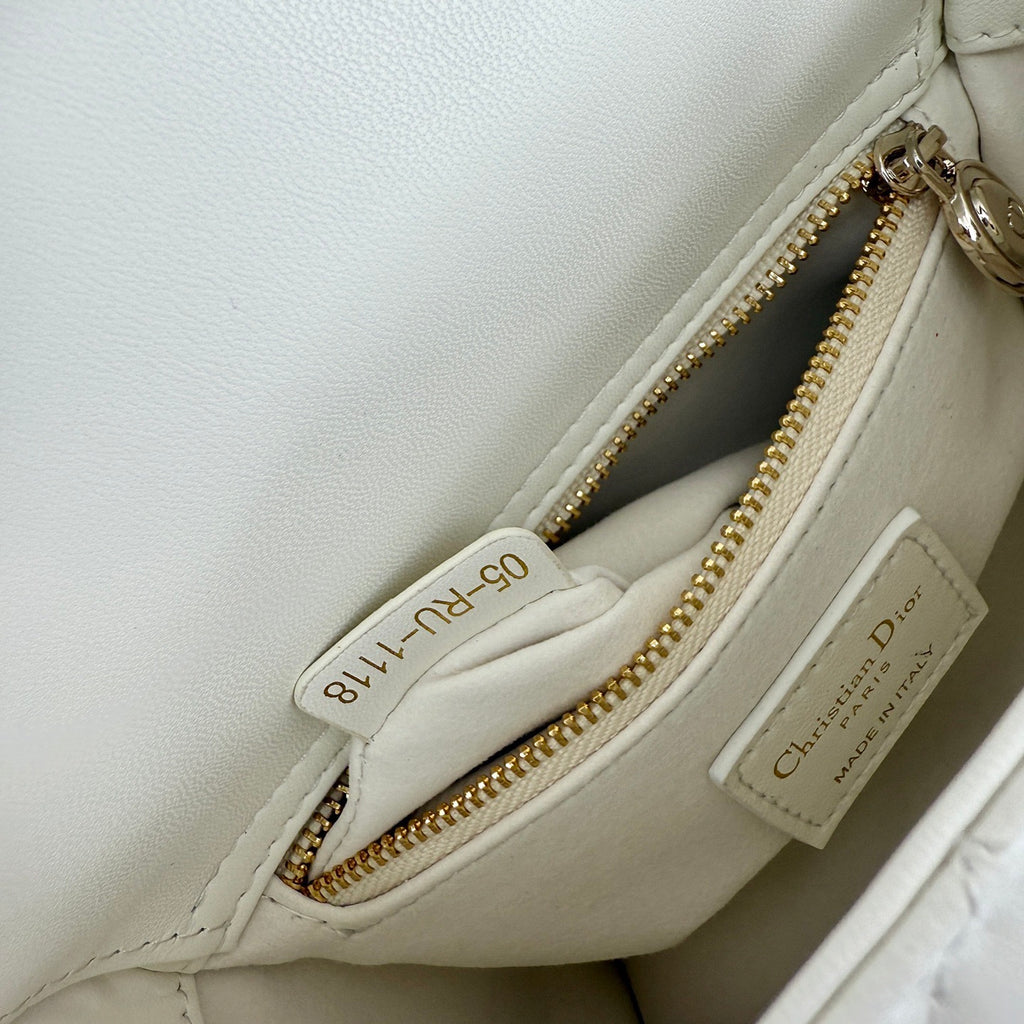 Classic Lady Bow Top-Handle Bag 26ss