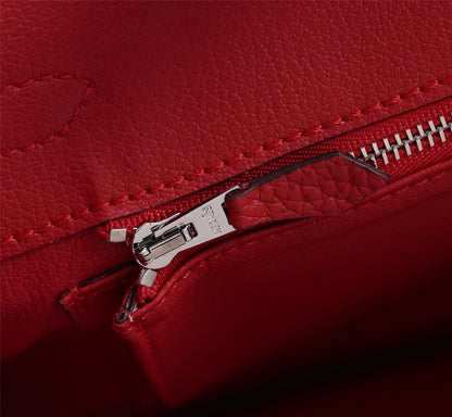 Elegant Togo-Textured Leather Handbag – Premium Craftsmanship